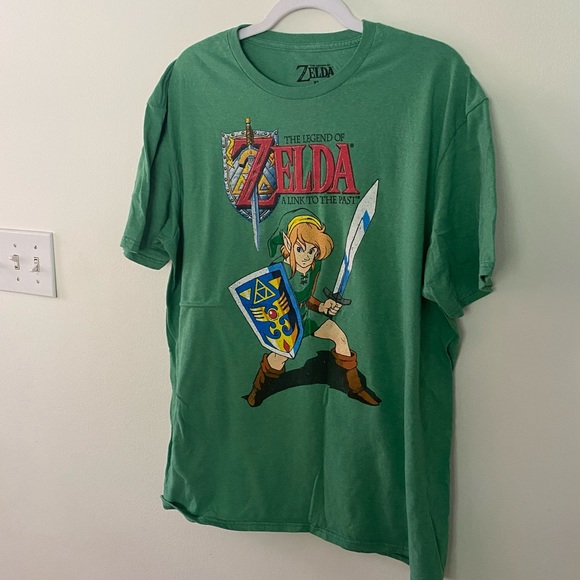The Legend of Zelda Graphic Tee - Picture 2 of 6